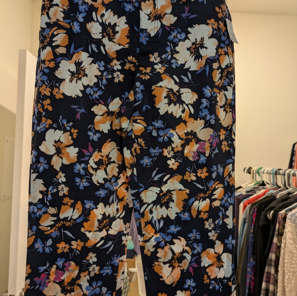 Cropped pants
